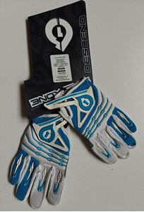 Obrazek RĘKAWICE SIXSIXONE DESCEND L