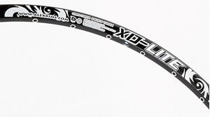 Obrazek OBRĘCZ ALEXRIMS XD-LITE 26" (559x18)  32otw Czarna, tarcza, oczkowana